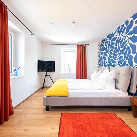 Bunter Hund Apartments - Zentrales Apartment, Parkplatz, Wintergarten, Kinderzimmer Ротенбург об дер Таубер Екстериор снимка